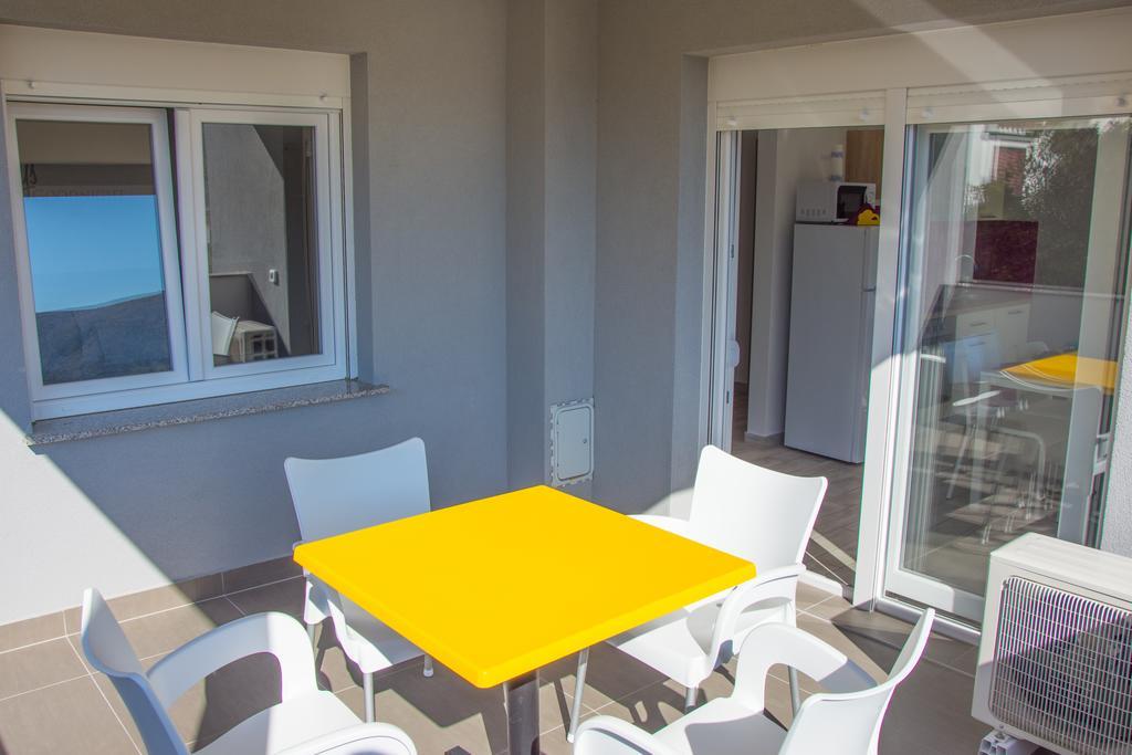 Apartment Villa Franci Паг Экстерьер фото