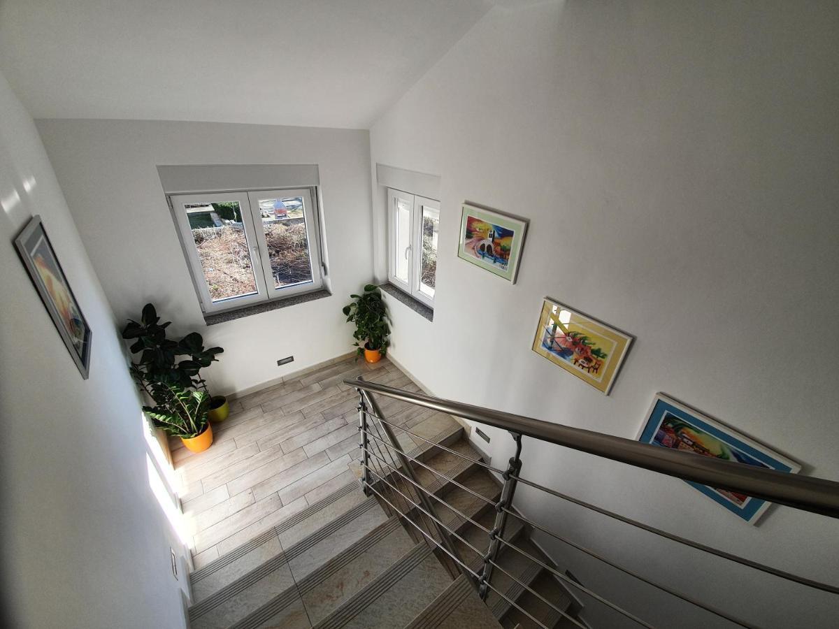 Apartment Villa Franci Паг Экстерьер фото